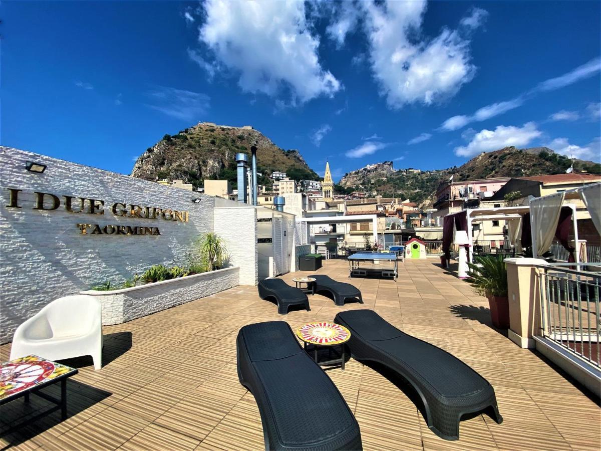 I Due Grifoni Studio Flat Taormina Bagian luar foto